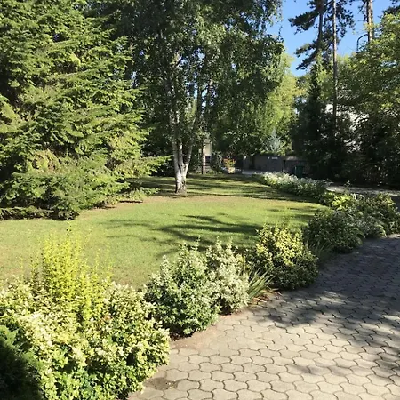 Klimatisiertes In Mit Grill By Interhome *