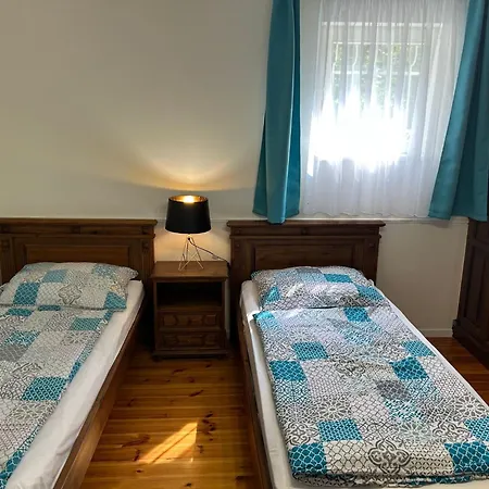 Klimatisiertes In Mit Grill By Interhome Hébergement de vacances